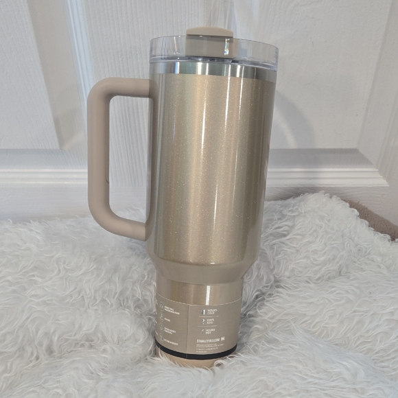 Stanley x e.l.f.‎ Quencher H2.0 Flowstate Tumbler 40oz Limited Edition Gold NEW - Picture 7 of 7
